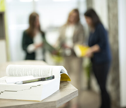 Foto von Unterlagen im Büro